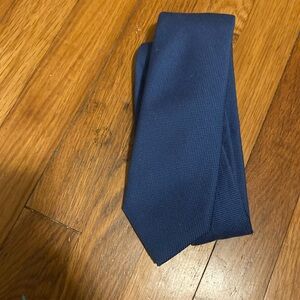 Enro Blue Silk Textured Necktie